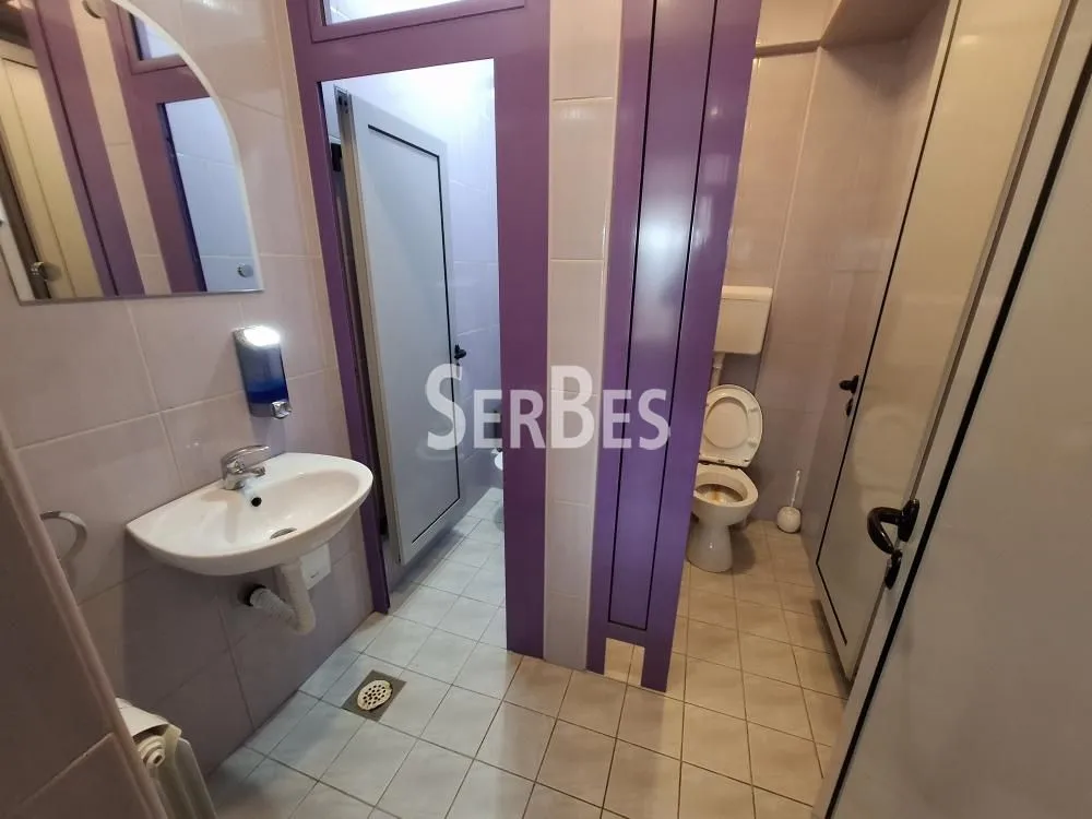 Rent, office space, 500m², Adamovićevo Naselje, Novi Sad Sve Podlokacije