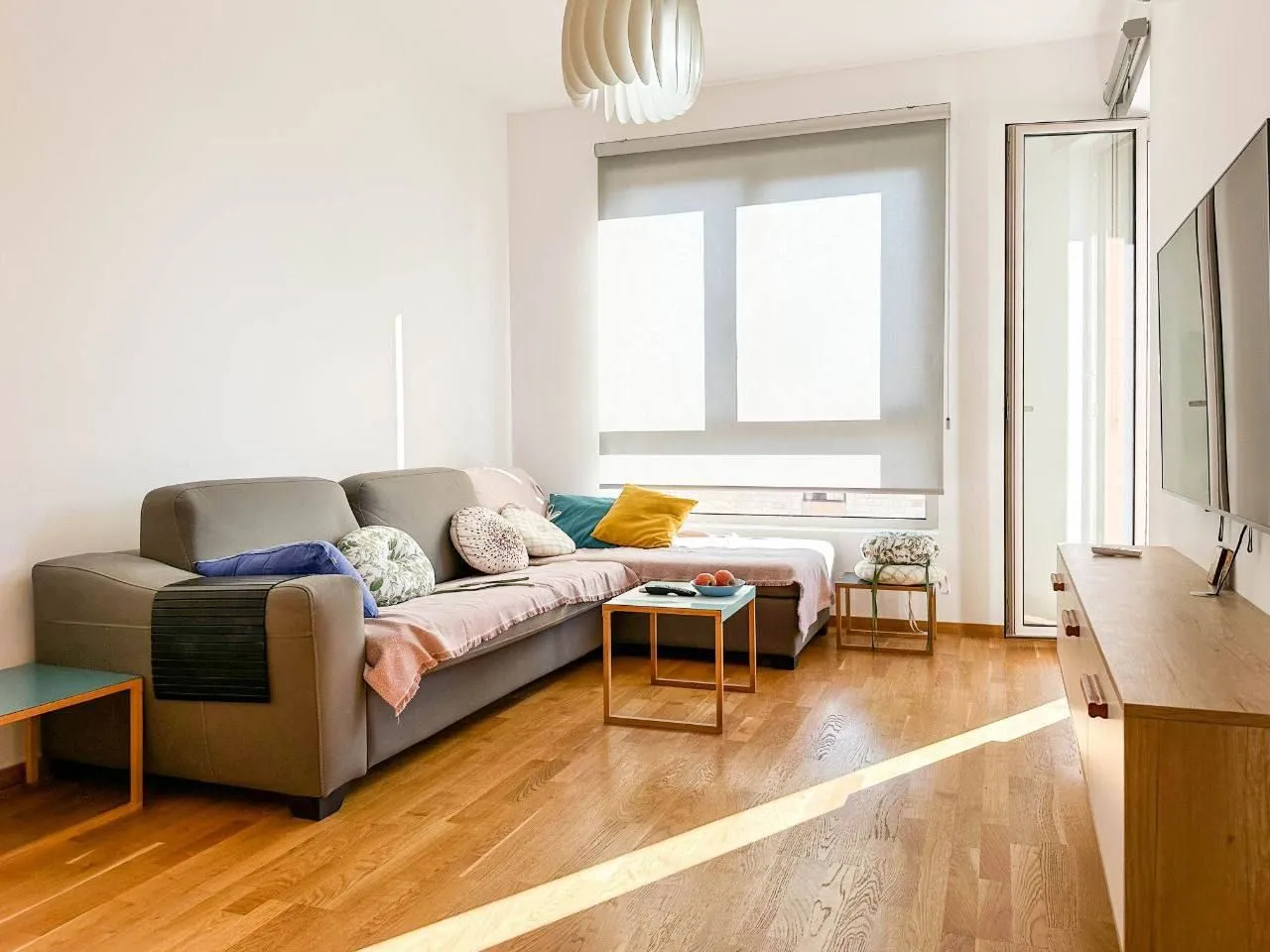 Rent, one bedroom apartment, 45m², Bečići, Budva