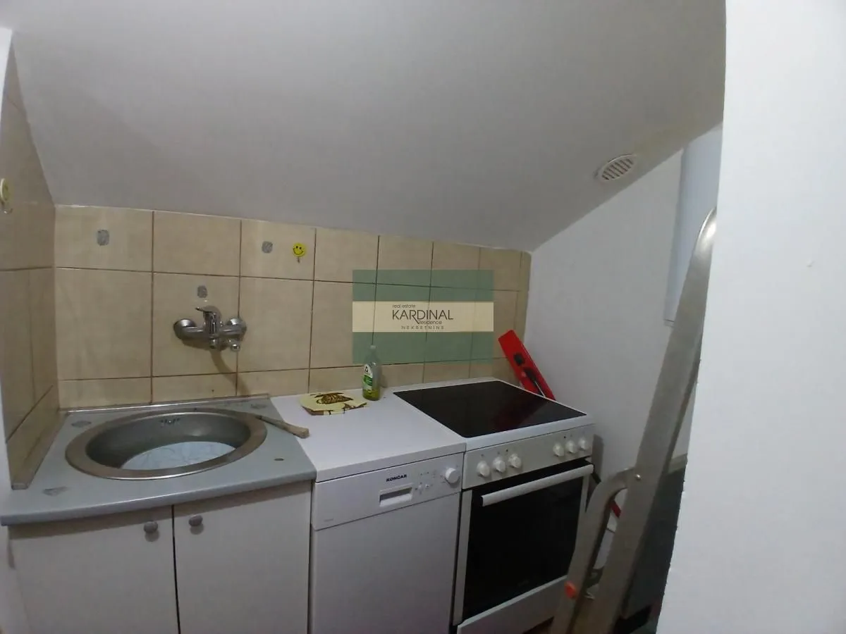 Prodaja, garsonjera, 31m², Sarina Medja, Jagodina