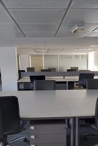 Izdavanje, poslovni prostor, 244m², Stari Grad, Beograd