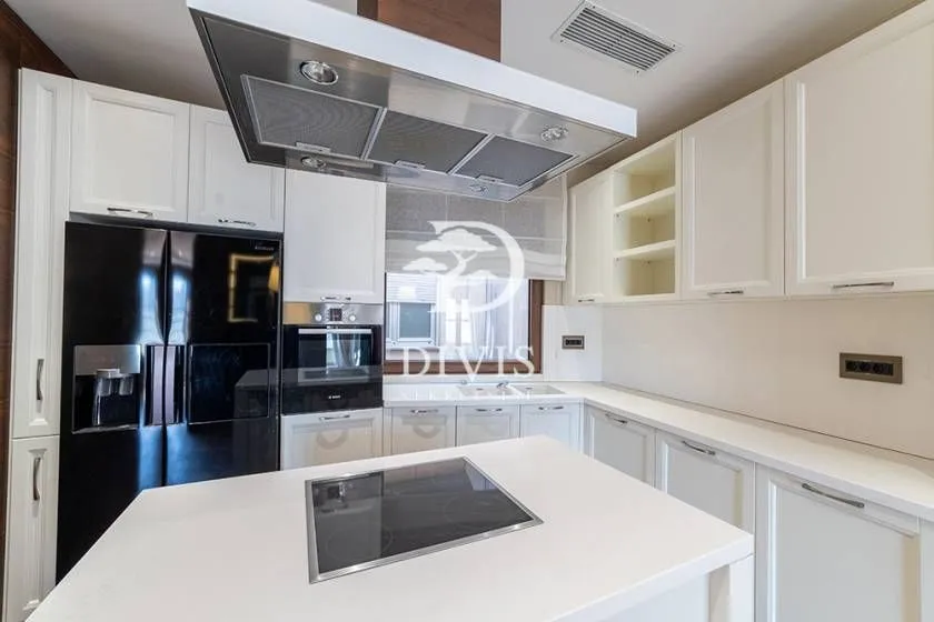Sale, four bedroom apartment, 152m², Vračar Hram, Vračar Sve Podlokacije