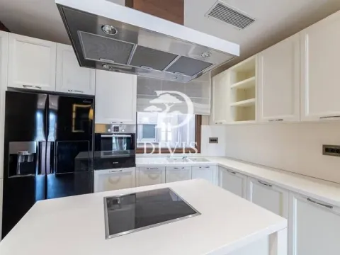 Prodaja, četvorosoban stan, 152m², Vračar Hram, Vračar Sve Podlokacije - image 8