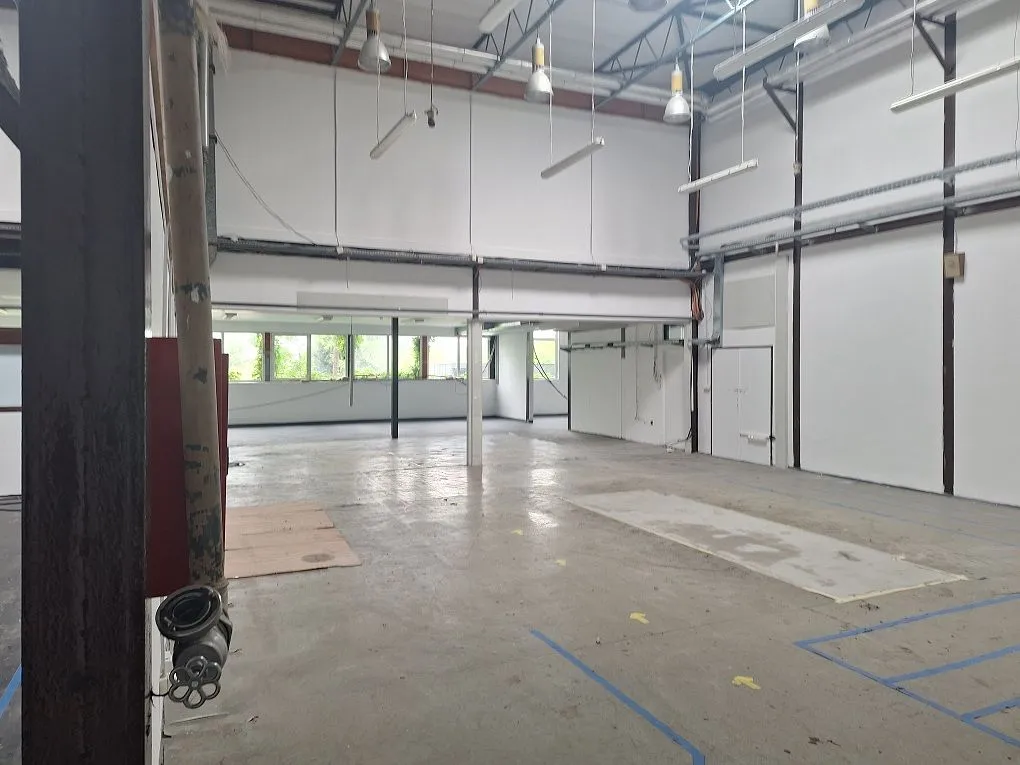 Rent, office space, 700m², Zemun Sve Podlokacije, Beograd