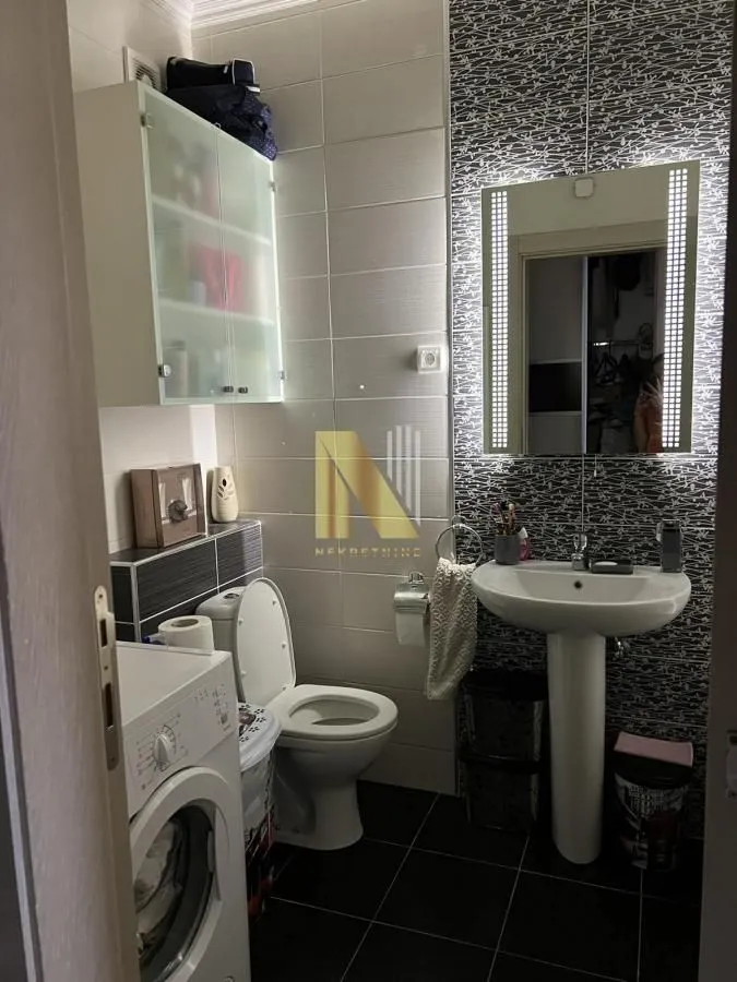 Izdavanje, jednosoban stan, 50m², Grbavica, Novi Sad Sve Podlokacije