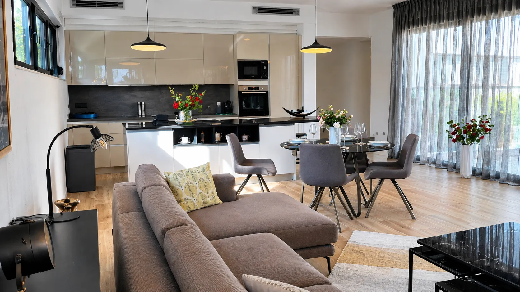 Sale, house, 342m², Centar, Bar
