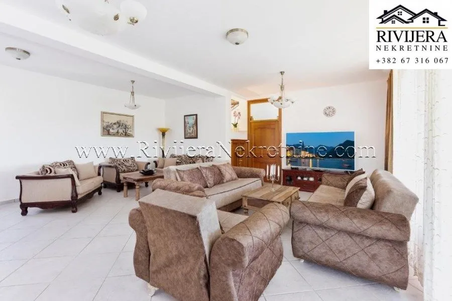 Sale, house, 396m², Kotor, Crna Gora