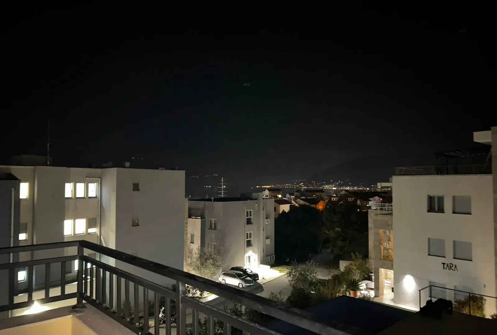 Rent, two bedroom apartment, 110m², Pod Kuk, Tivat