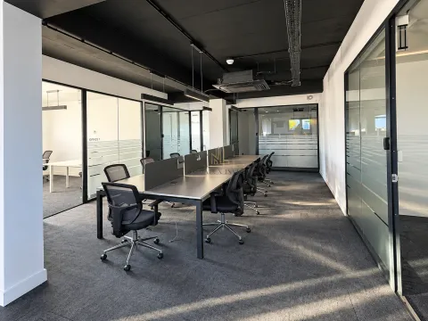 Rent, office space, 750m², Golubovci, Podgorica - image 8