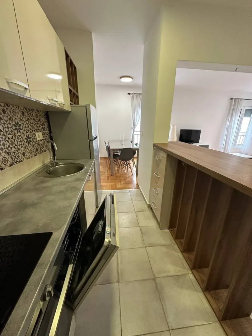 Sale, two bedroom apartment, 75m², Golubovina, Budva
