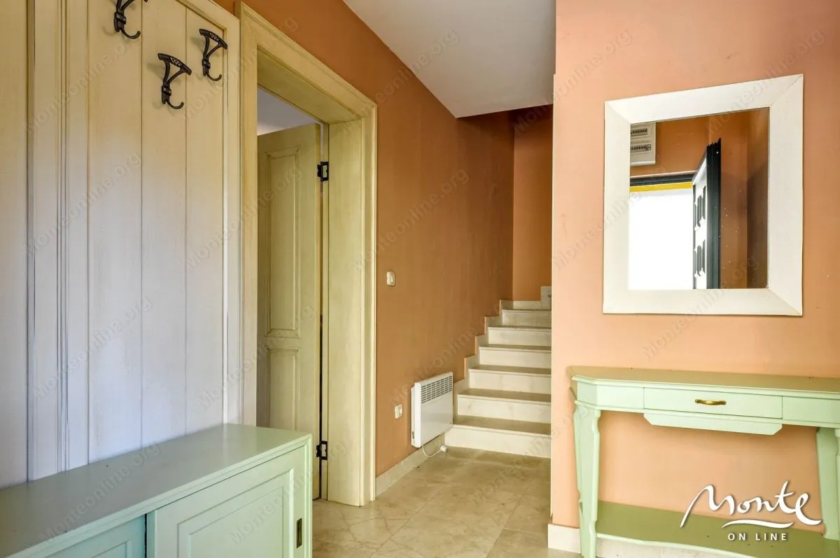 Sale, house, 170m², Budva, Crna Gora