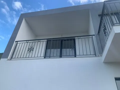 Prodaja, kuća, 130m², Šušanj, Bar - image 1