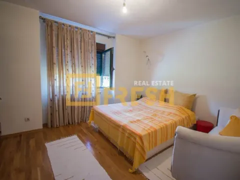 Prodaja, kuća, 253m², Zagorič, Podgorica - image 14