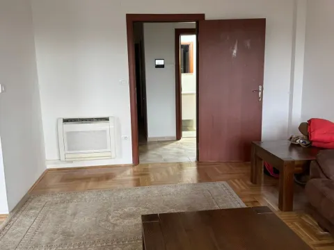 Rent, three bedroom apartment, 92m², Kod Big Fashion-a, Podgorica - image 6