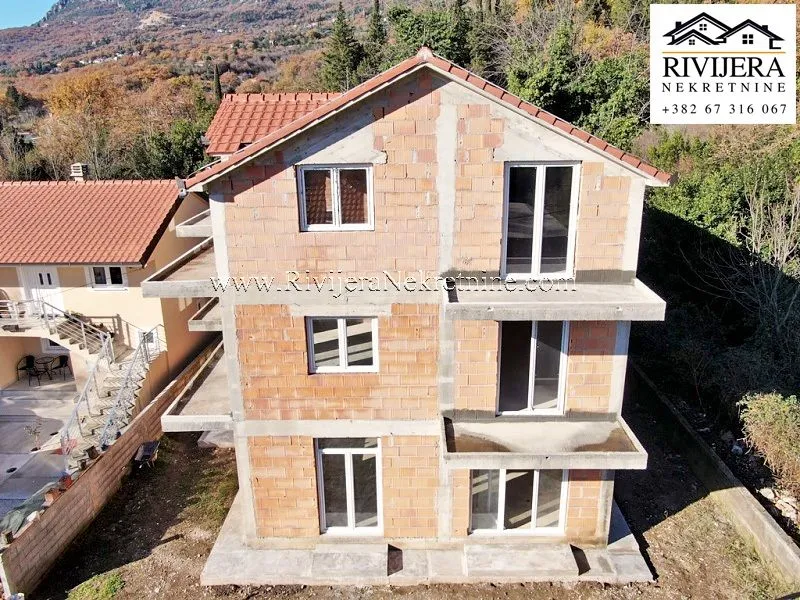 Prodaja, kuća, 288m², Zelenika, Herceg Novi