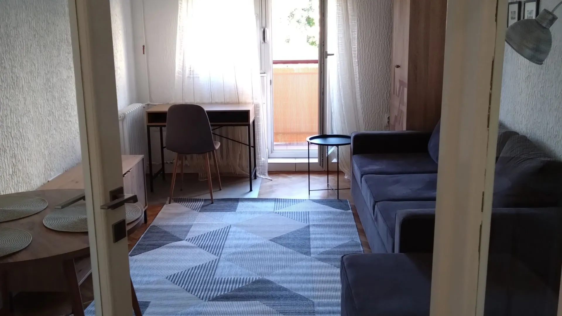 Izdavanje, dvosoban stan, 46m², Stari grad, Novi Sad