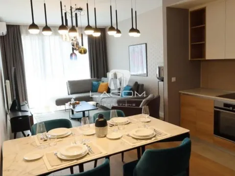 Izdavanje, trosoban stan, 79m², Savski Venac, Beograd - image 6