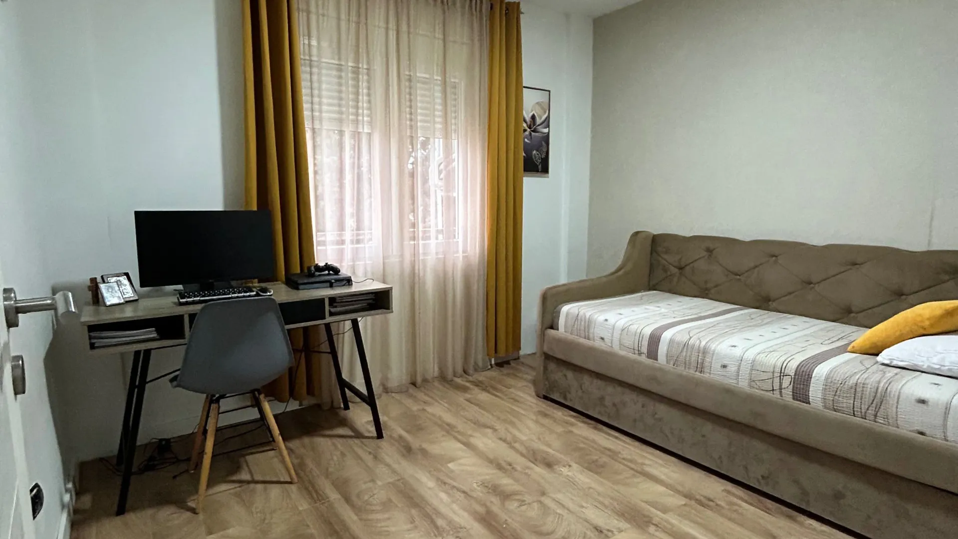 Sale, two bedroom apartment, 44m², Centar, Bar
