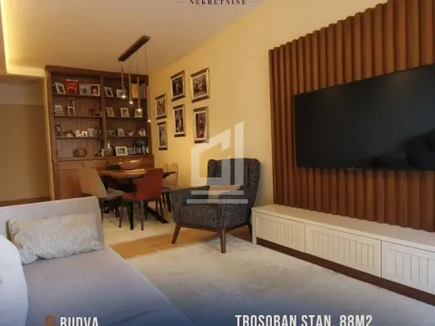 Prodaja, trosoban stan, 88m², Budva, Crna Gora - image 1
