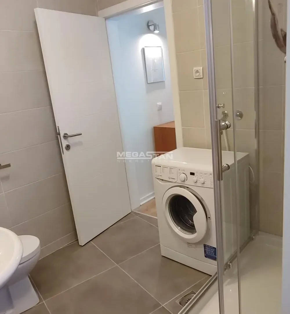 Rent, two bedroom apartment, 60m², Stari Grad, Beograd
