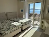 Izdavanje, kuća, 200m², Luštica Bay, Tivat - image 11