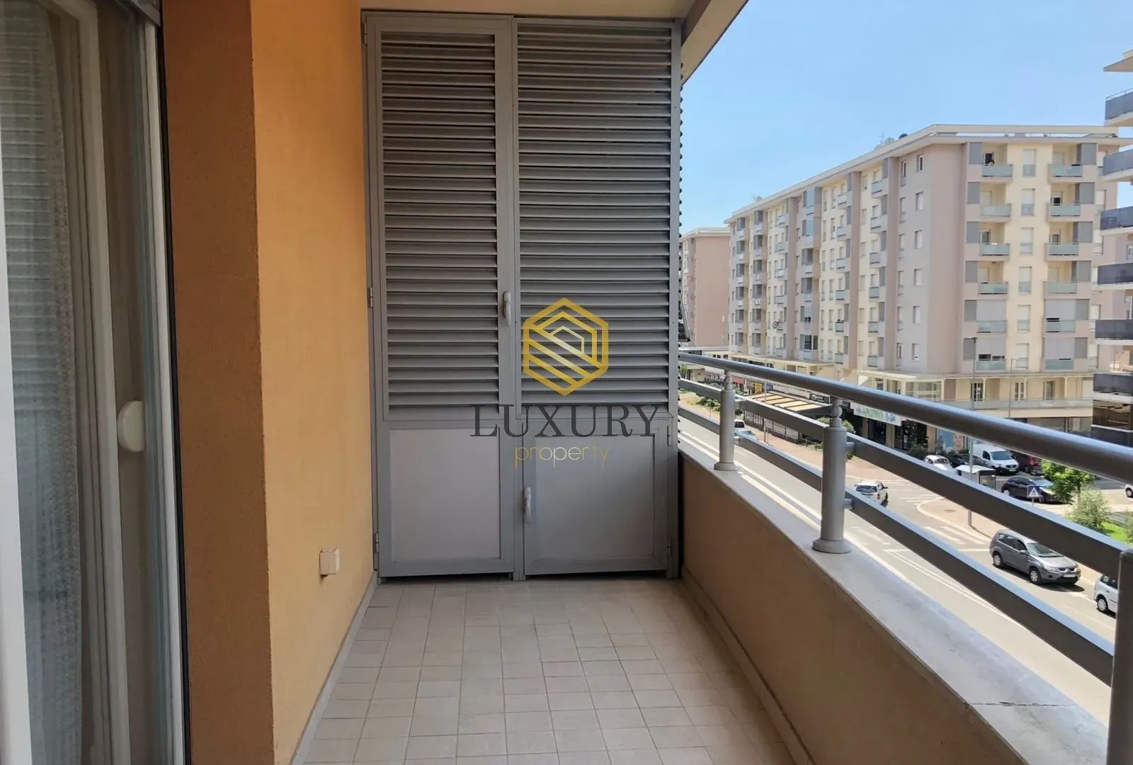 Rent, studio apartment, 33m², City Kvart, Podgorica