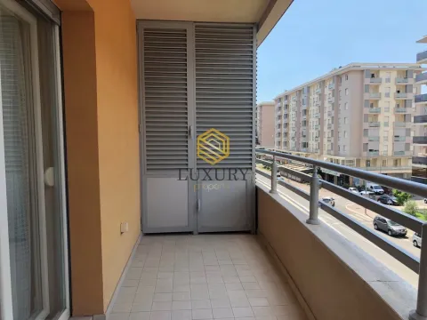 Rent, studio apartment, 33m², City Kvart, Podgorica - image 7