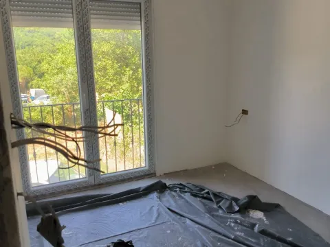 Izdavanje, poslovni prostor, 100m², Radovanići, Herceg Novi - image 7