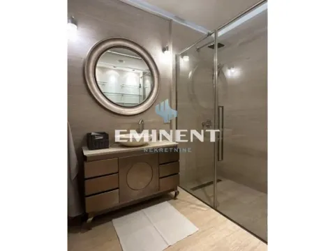 Izdavanje, četvorosoban stan, 197m², Čukarica, Beograd - image 8