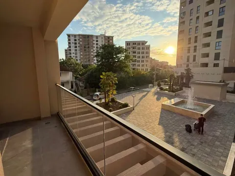 Prodaja, jednosoban stan, 68m², Centar, Bar - image 9