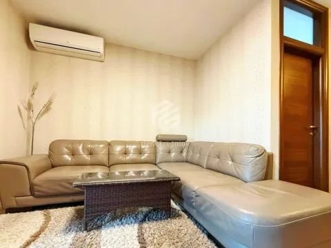 Sale, two bedroom apartment, 58m², Stari Aerodrom, Podgorica - image 1