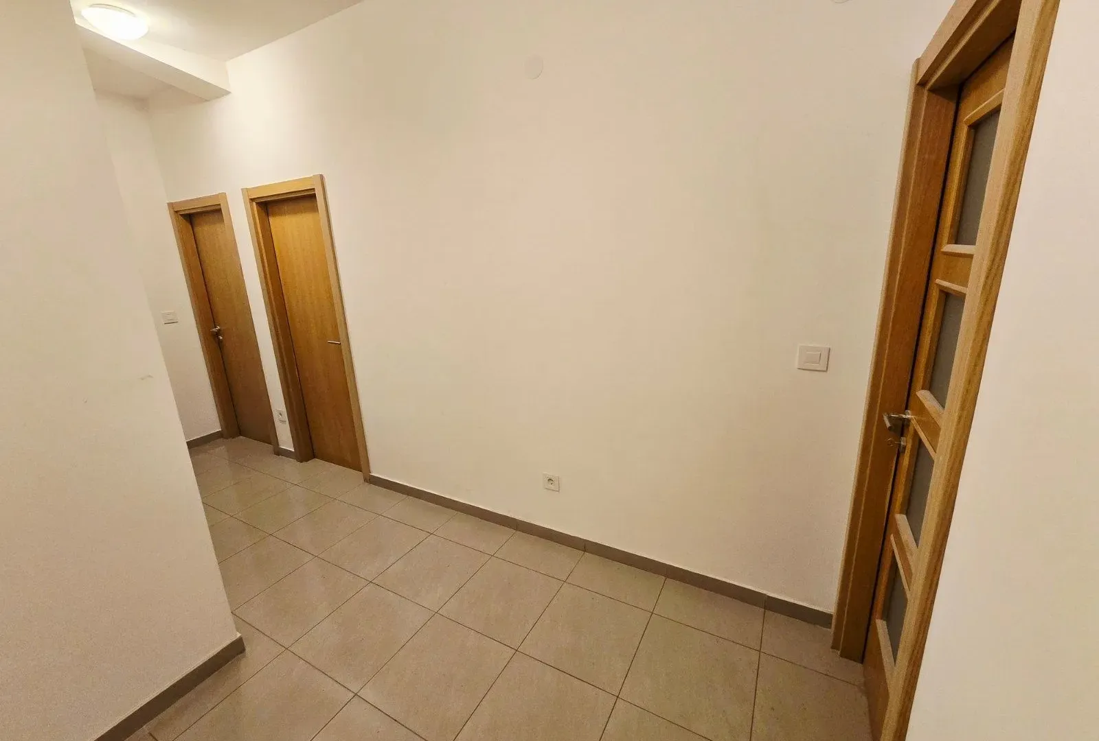 Prodaja, dvosoban stan, 72m², Stari Aerodrom, Podgorica