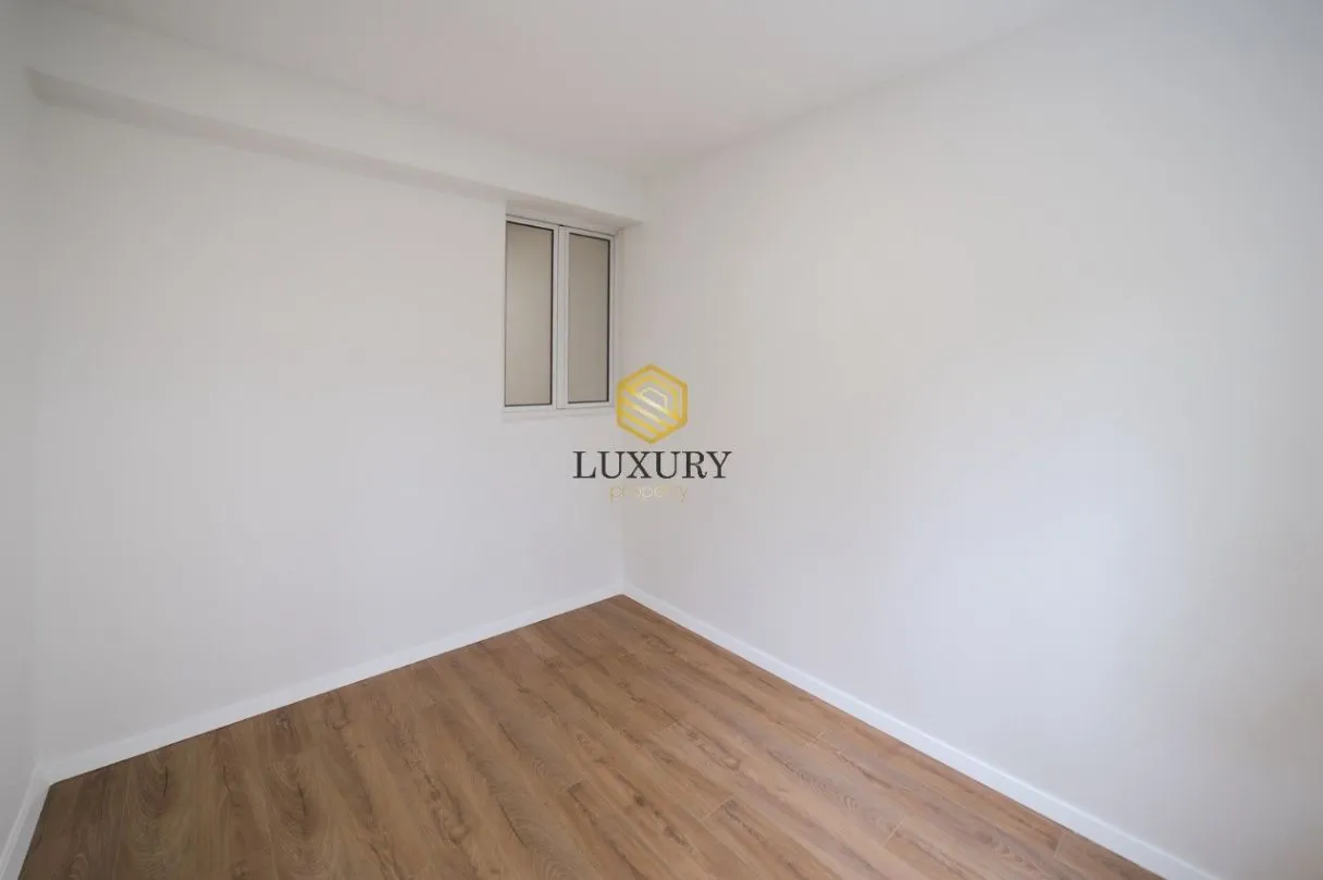 Prodaja, dvosoban stan, 62m², Stari Aerodrom, Podgorica