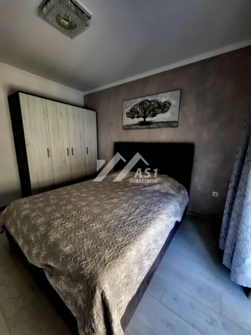 Izdavanje, dvosoban stan, 57m², Novi Sad Sve Podlokacije, Novi Sad