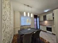 Izdavanje, trosoban stan, 89m², Centar, Novi Sad - image 3