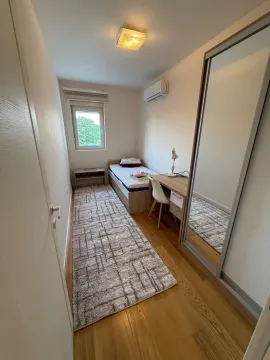 Rent, three bedroom apartment, 96m², Central Point, Podgorica - image 11