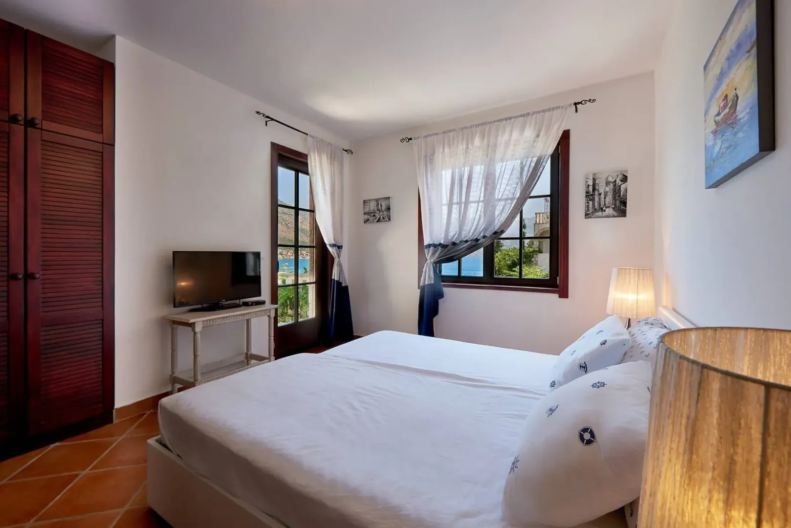 Prodaja, kuća, 235m², Kostanjica, Kotor