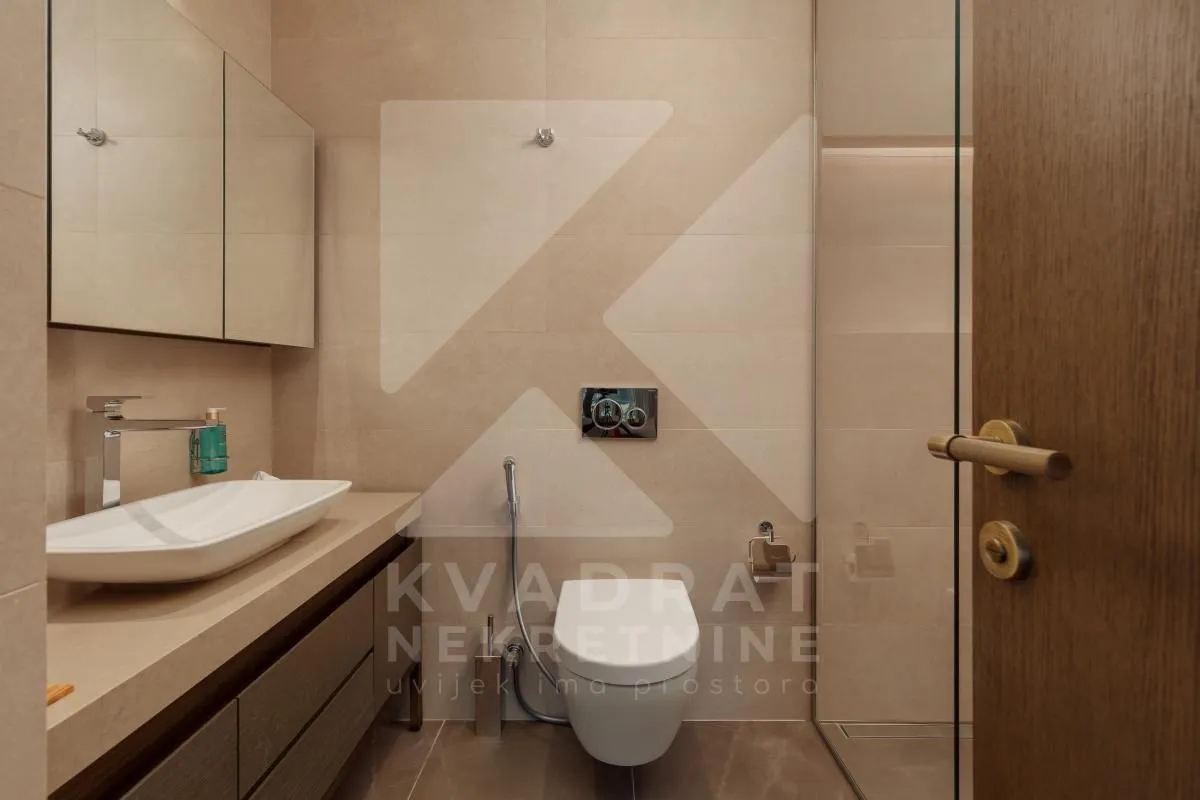 Prodaja, jednosoban stan, 79m², Portonovi, Herceg Novi