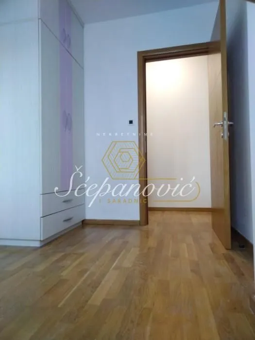 Prodaja, stan, 52m², Sajam, Novi Sad Sve Podlokacije