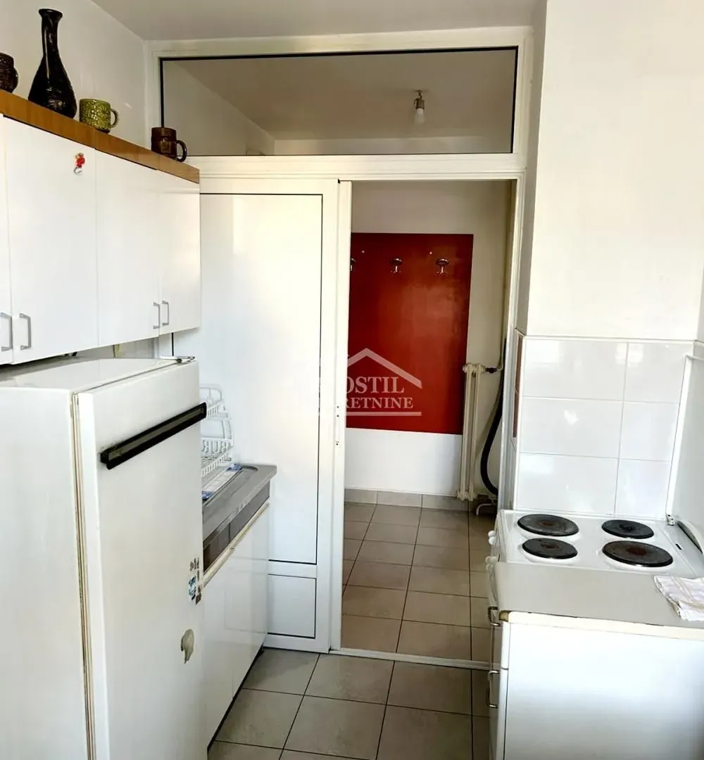 Izdavanje, jednosoban stan, 33m², Uciteljsko Naselje, Zvezdara Sve Podlokacije