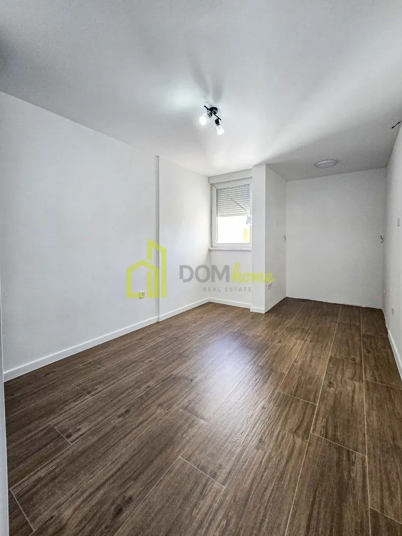 Prodaja, trosoban stan, 74m², Pobrežje, Podgorica