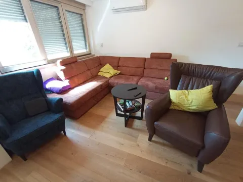 Prodaja, trosoban stan, 114m², Blok 5, Podgorica - image 3