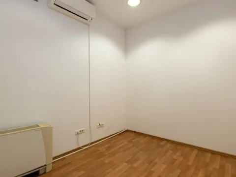 Rent, office space, 147m², Momišići, Podgorica - image 4