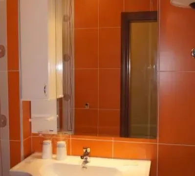 Prodaja, dvosoban stan, 100m², Bečići, Budva - image 6