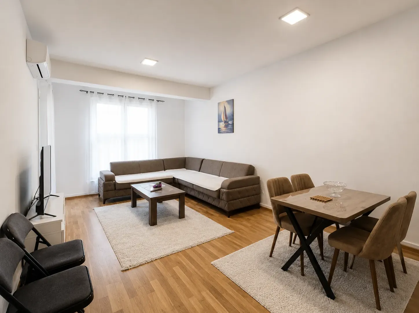 Rent, two bedroom apartment, 65m², Stari Aerodrom, Podgorica