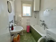 Izdavanje, trosoban stan, 107m², Masline, Podgorica - image 9