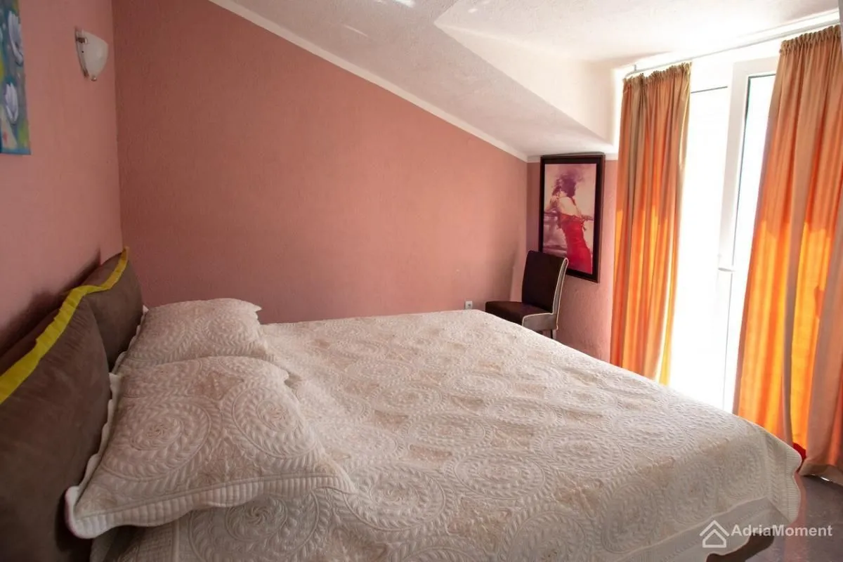 Sale, house, 300m², Krimovica, Kotor