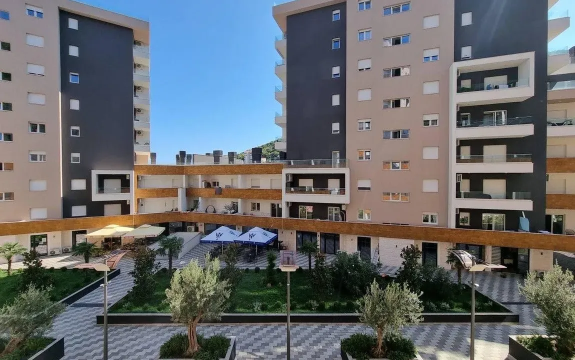 Izdavanje, jednosoban stan, 50m², Golubovina, Budva