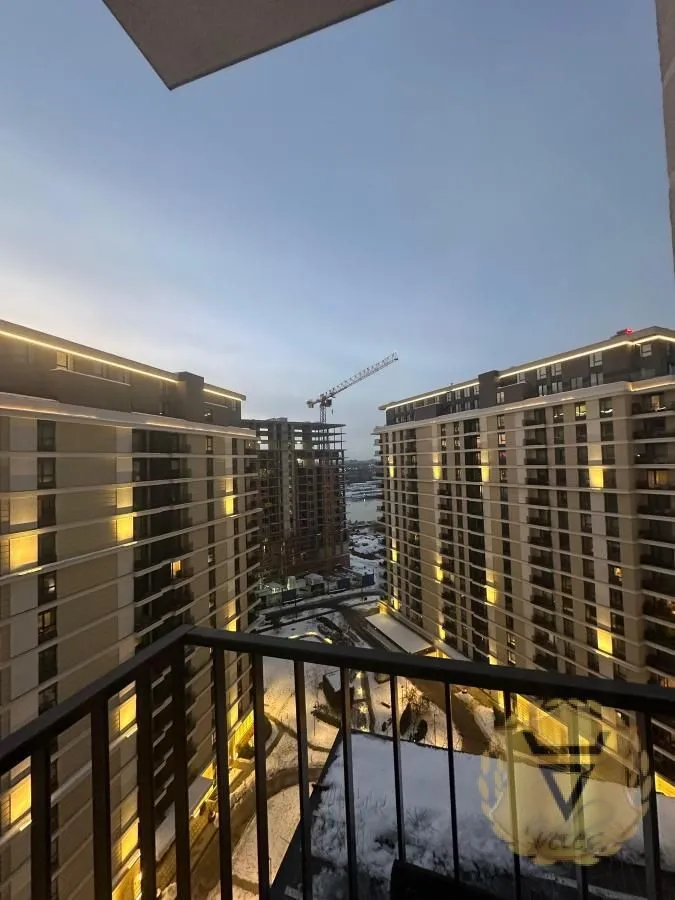 Izdavanje, trosoban stan, 84m², Savski Venac, Beograd