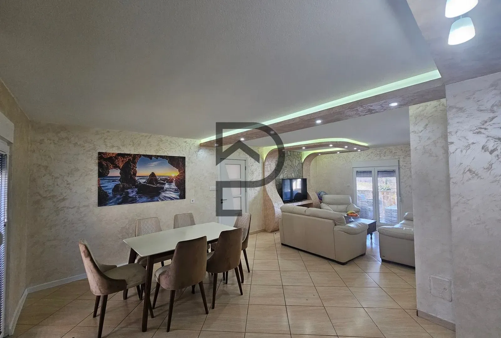 Sale, house, 200m², Podgorica, Crna Gora