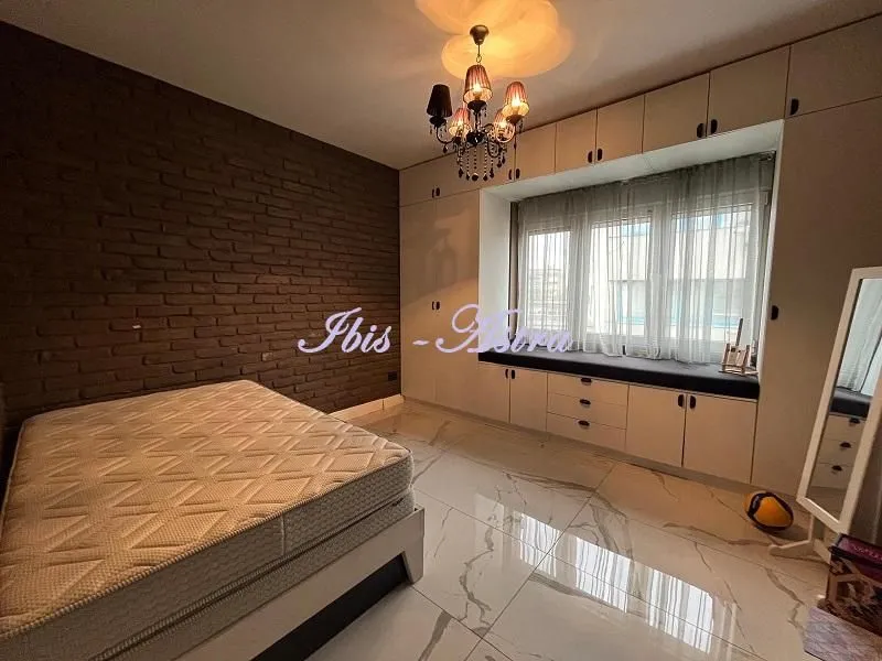 Rent, apartment, 120m², Kalenić Pijaca, Vračar Sve Podlokacije